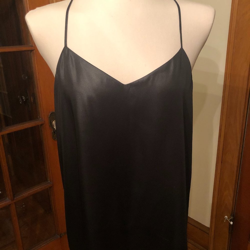 “Express” V-Neck Reversible Camisole, New w/o Tags 100% Polyester, Size: Large,